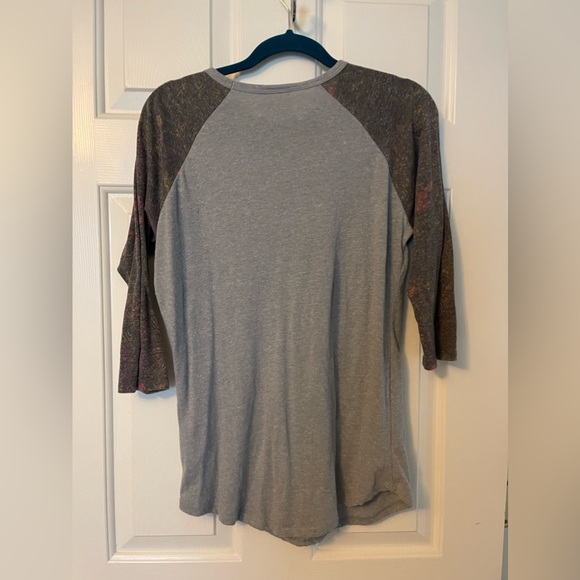 LuLaRoe Randy Raglan Baseball Tee - Size S - Picture 2 of 3